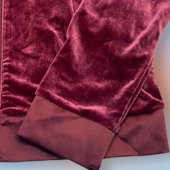 JACLYN SMITH Women’s Small Burgundy Velour Zip Up Sweatshirt - Picture 2 of 4